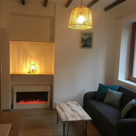 Maisonette 'la Toue' In Pyrenees National Park Apartment *