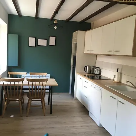 Maisonette 'la Toue' In Pyrenees National Park Appartement *